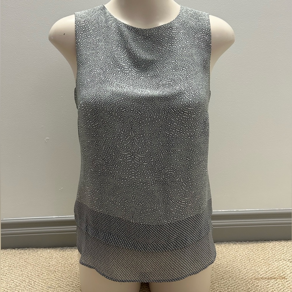 2/$20❤️- SHIRT | Women’s blouse size small